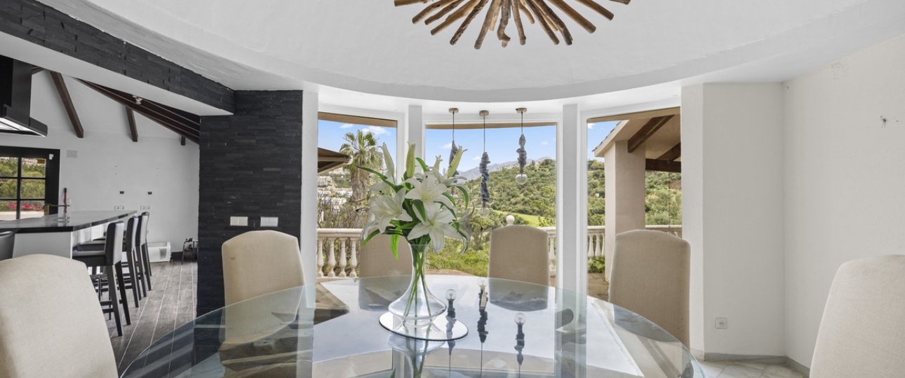 Resale - Villa - Benahavís - Benahavís Centro