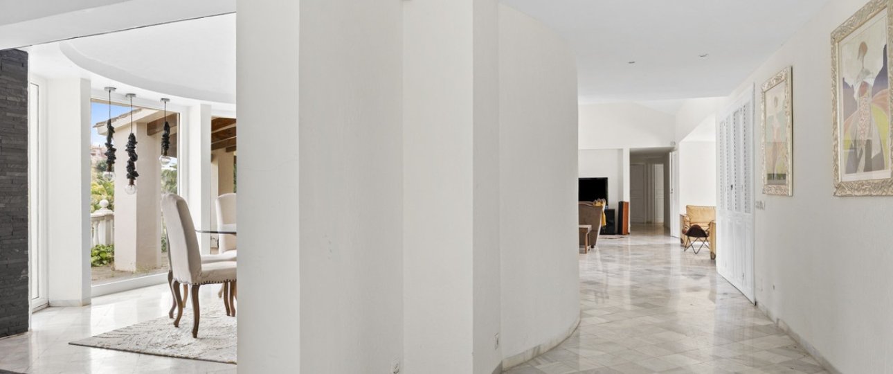 Resale - Villa - Benahavís - Benahavís Centro