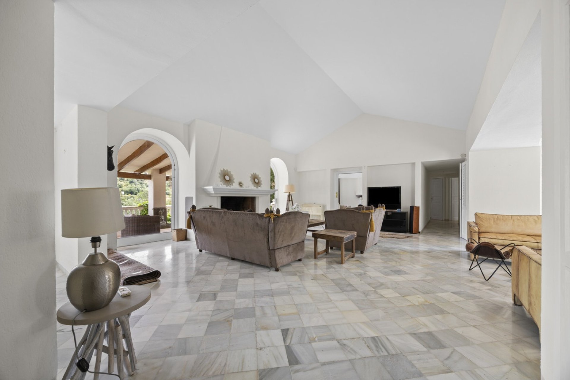 Resale - Villa - Benahavís - Benahavís Centro