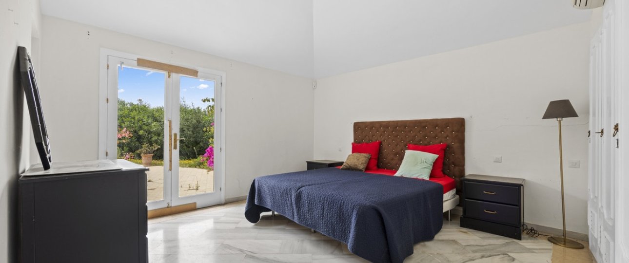 Resale - Villa - Benahavís - Benahavís Centro