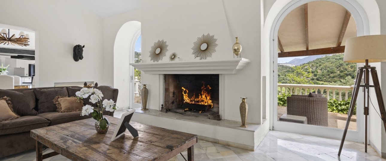 Resale - Villa - Benahavís - Benahavís Centro