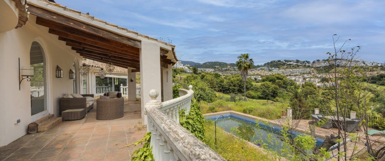 Resale - Villa - Benahavís - Benahavís Centro