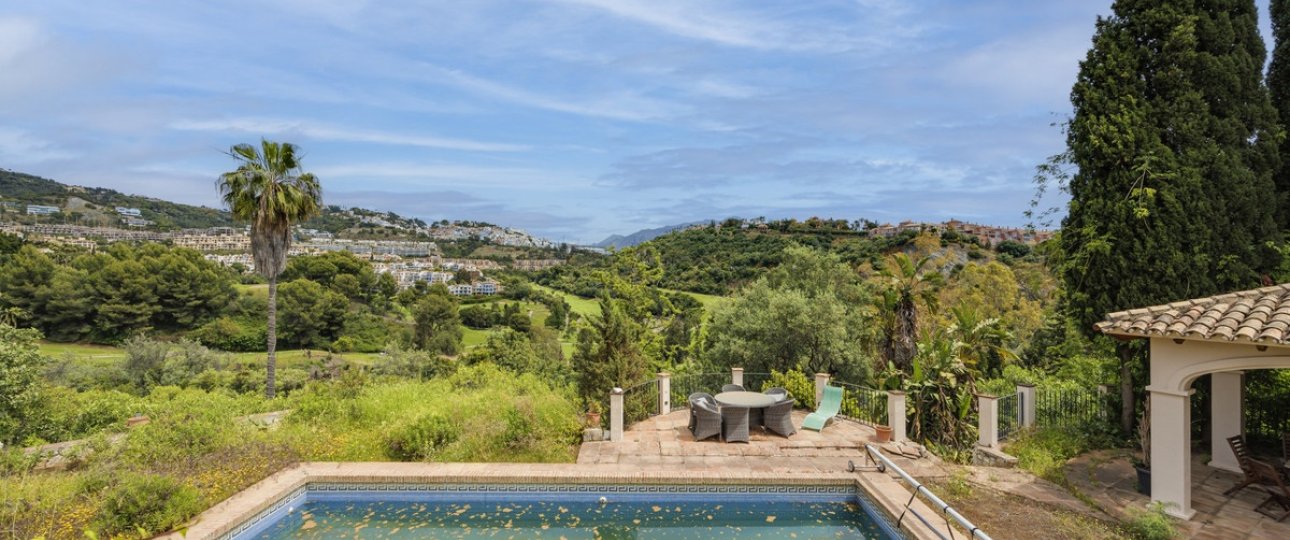Resale - Villa - Benahavís - Benahavís Centro