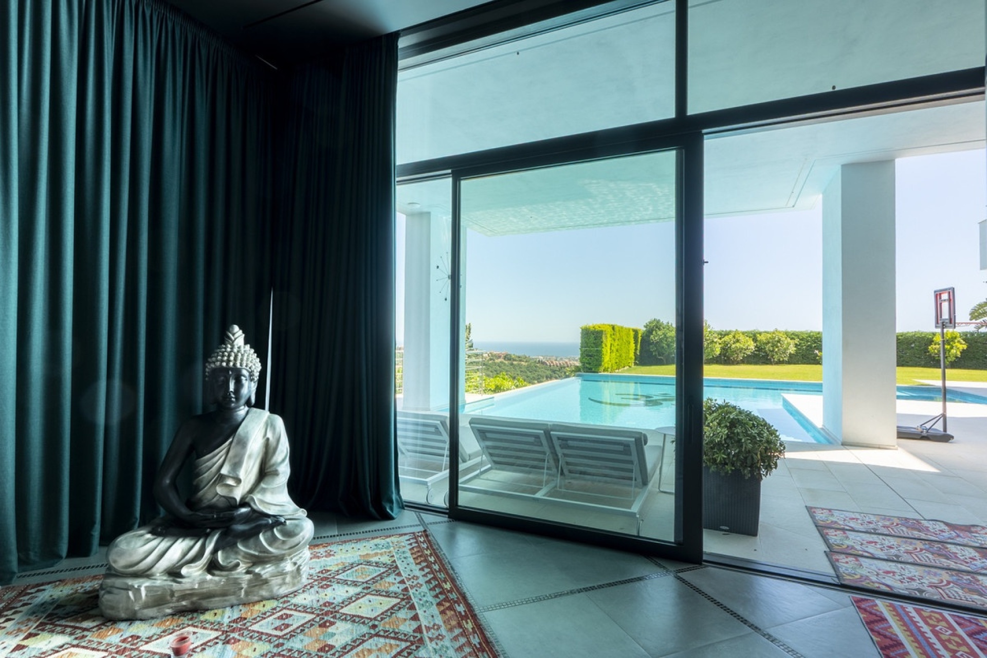 Resale - Villa - Benahavís - Benahavís Centro