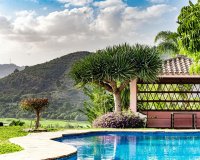 Resale - Villa - Benahavís - Benahavís Centro