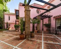Resale - Villa - Benahavís - Benahavís Centro