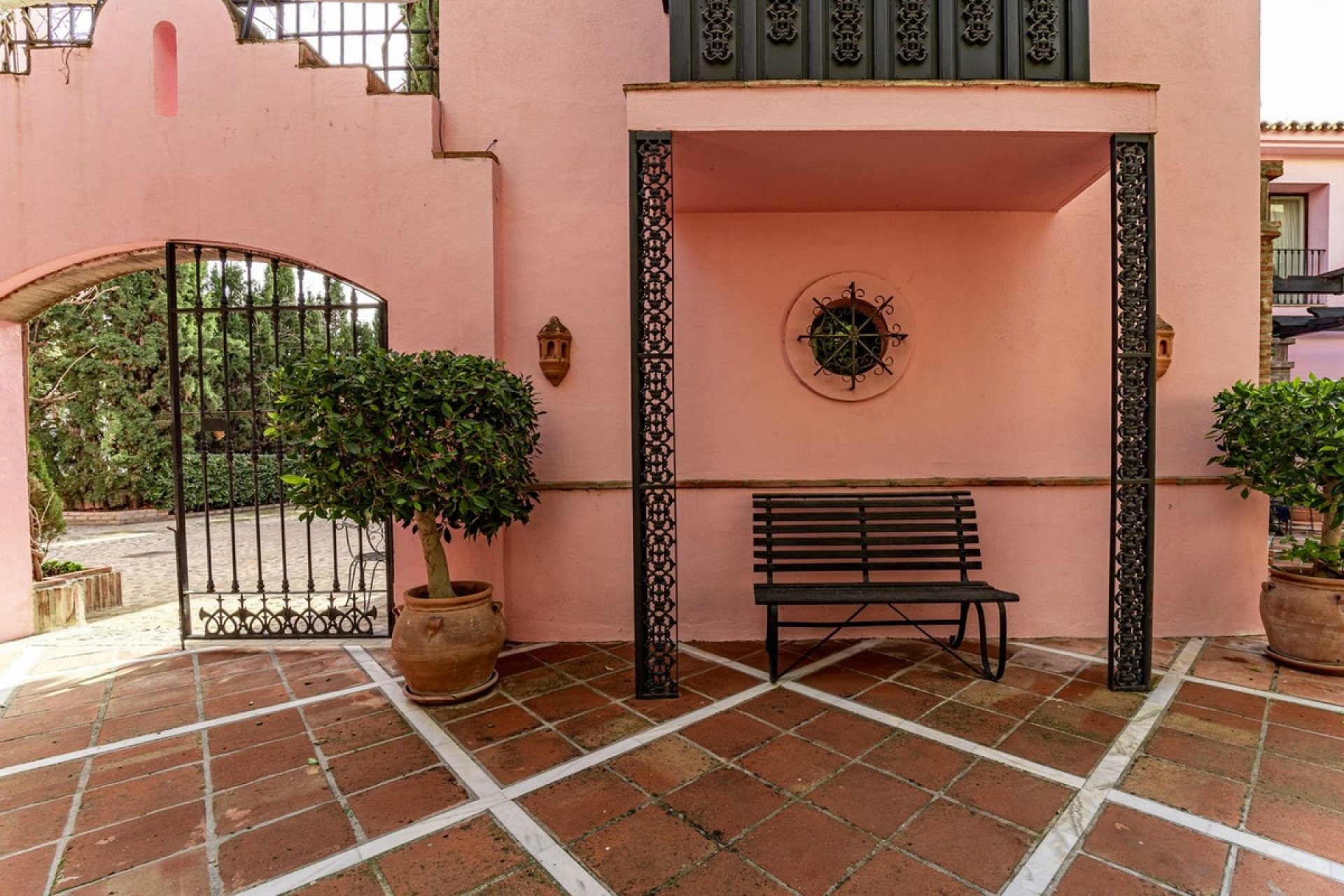 Resale - Villa - Benahavís - Benahavís Centro