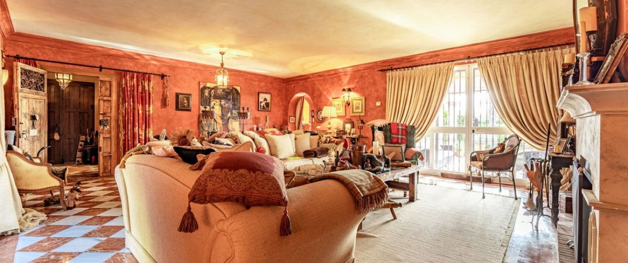 Resale - Villa - Benahavís - Benahavís Centro
