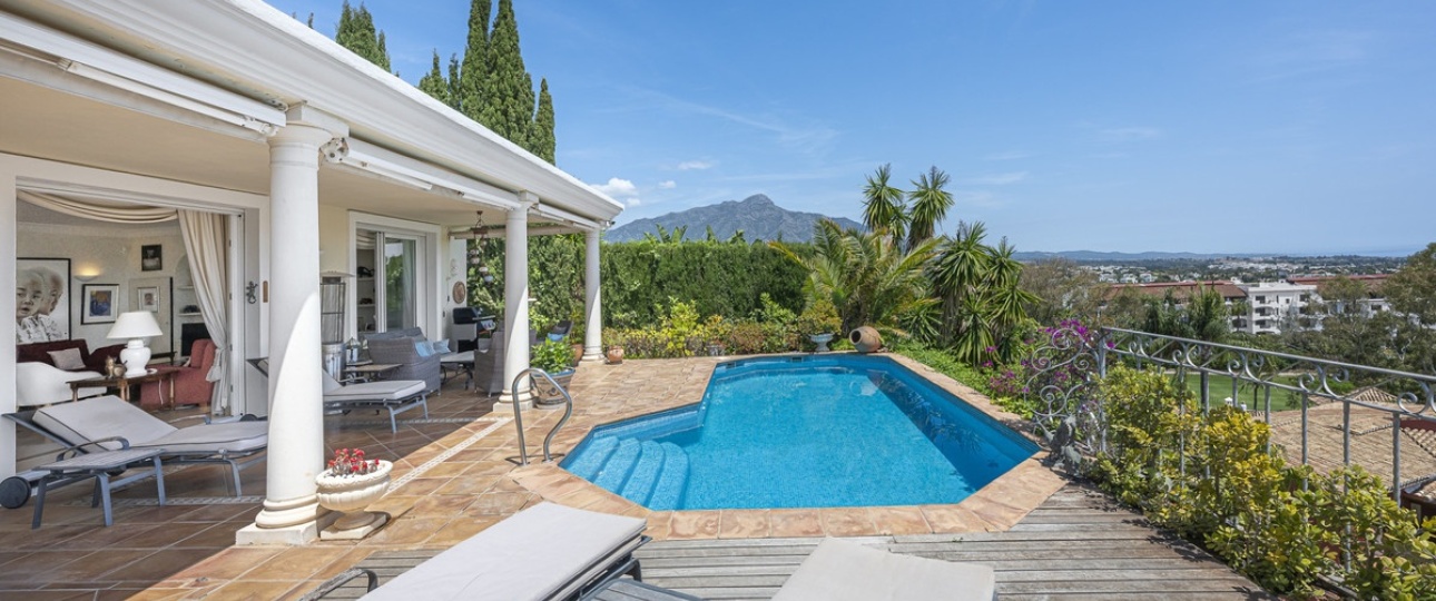 Resale - Villa - Benahavís - Benahavís Centro
