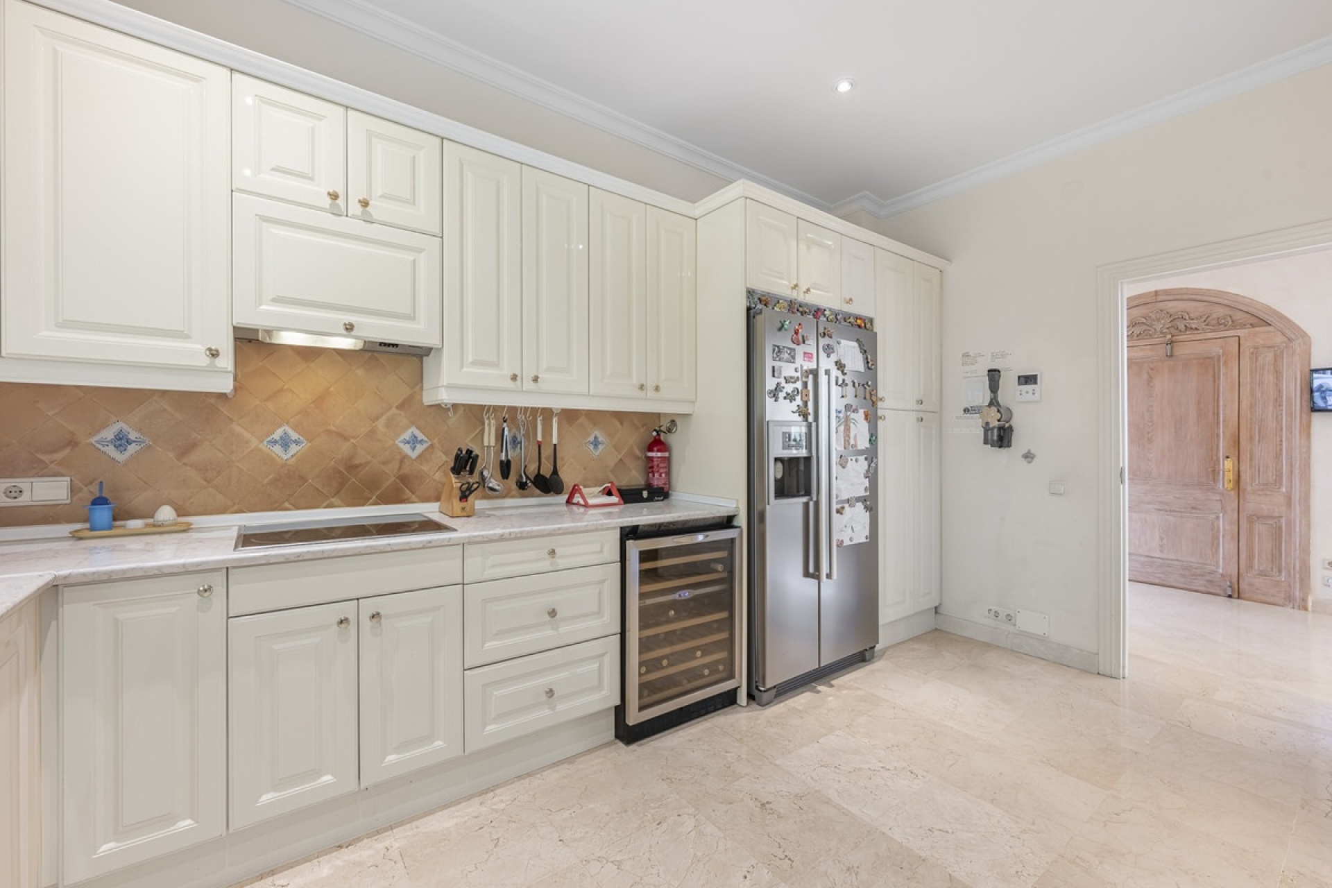 Resale - Villa - Benahavís - Benahavís Centro
