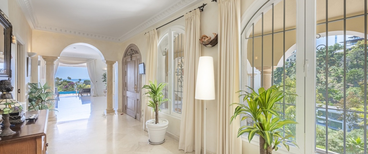 Resale - Villa - Benahavís - Benahavís Centro