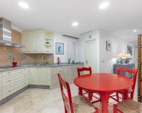 Resale - Villa - Benahavís - Benahavís Centro