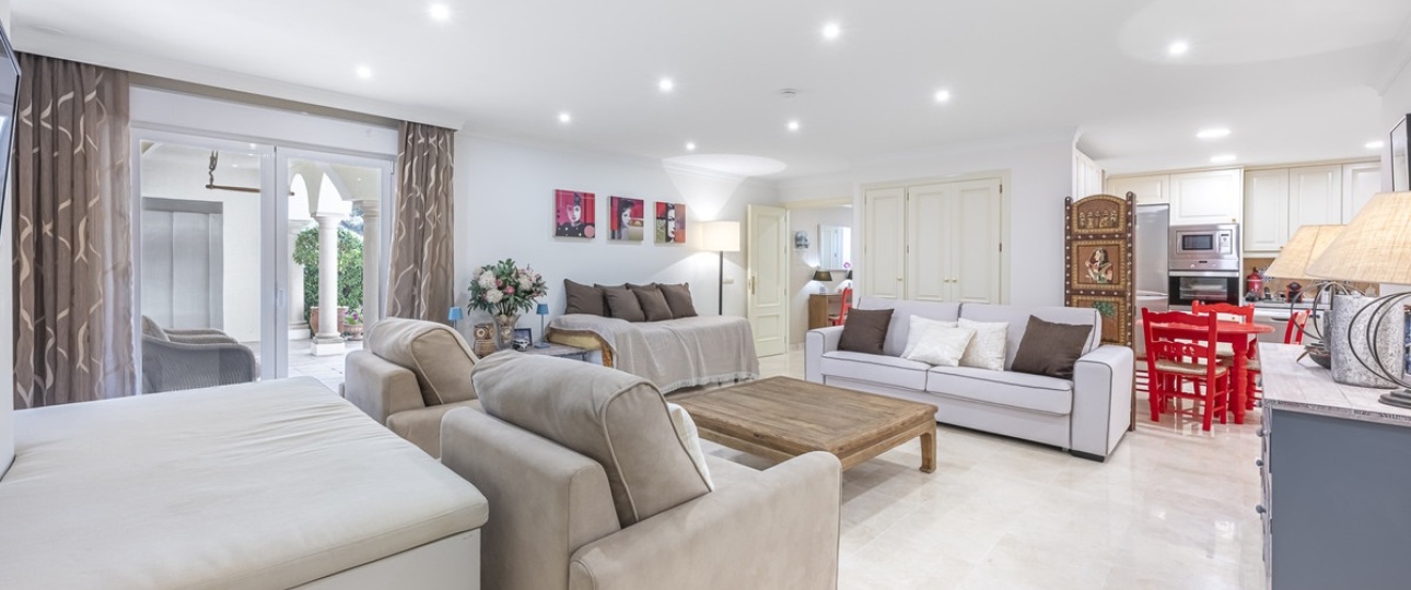 Resale - Villa - Benahavís - Benahavís Centro