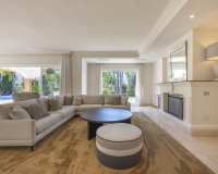 Resale - Villa - Benahavís - Benahavís Centro