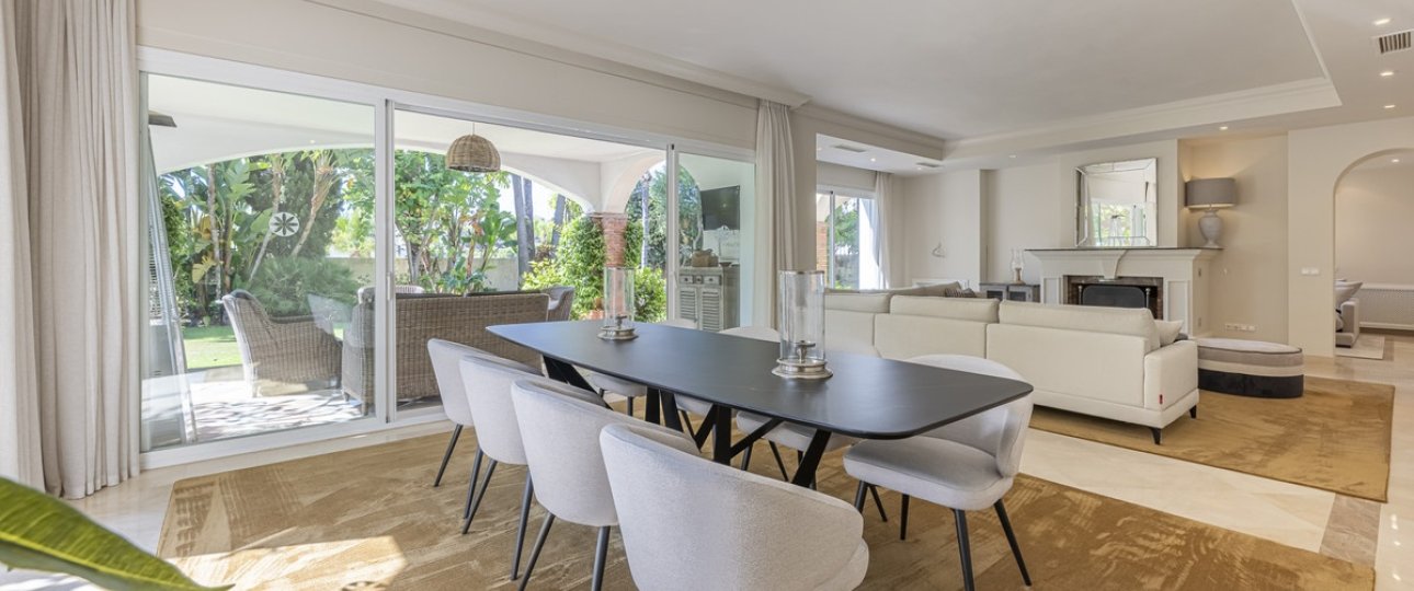 Resale - Villa - Benahavís - Benahavís Centro