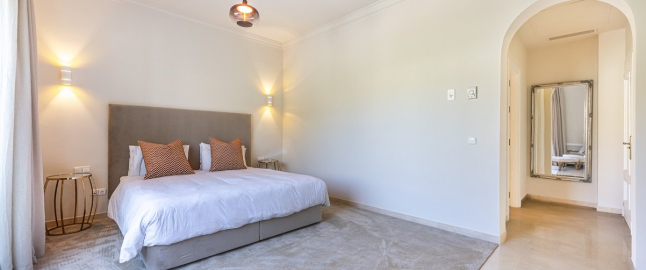 Resale - Villa - Benahavís - Benahavís Centro
