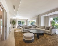 Resale - Villa - Benahavís - Benahavís Centro