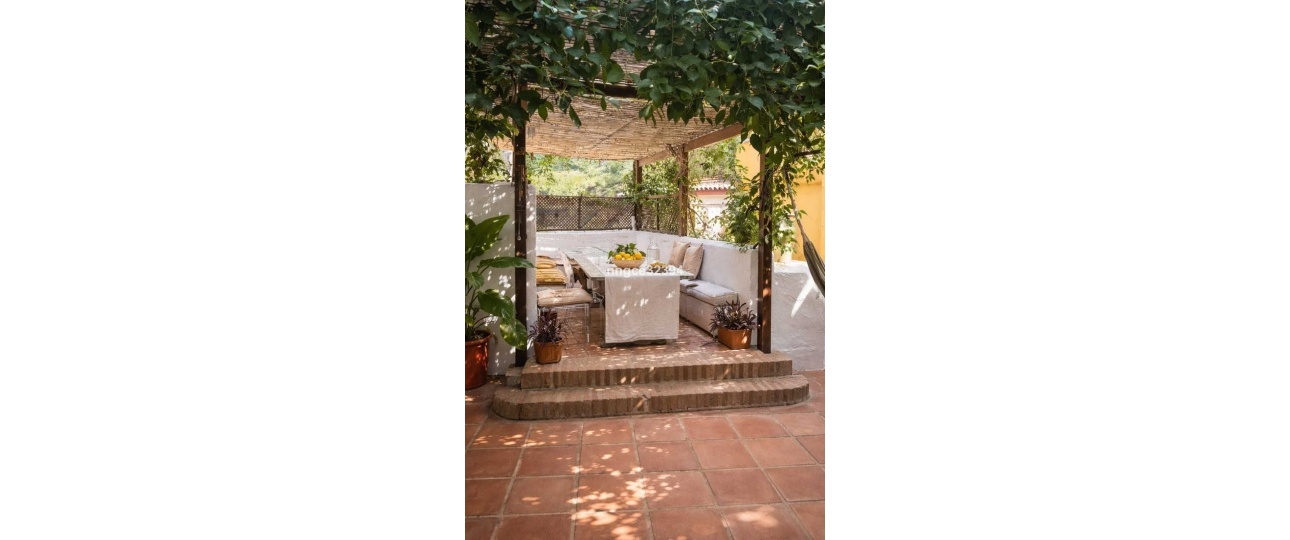Resale - Villa - Benahavís - Benahavís Centro