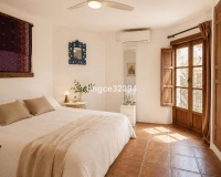 Resale - Villa - Benahavís - Benahavís Centro