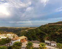 Resale - Villa - Benahavís - Benahavís Centro