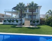 Resale - Villa - Benahavís - Benahavís Centro