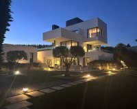 Resale - Villa - Benahavís - Benahavís Centro