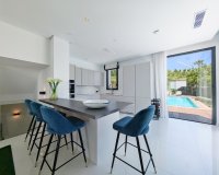 Resale - Villa - Benahavís - Benahavís Centro