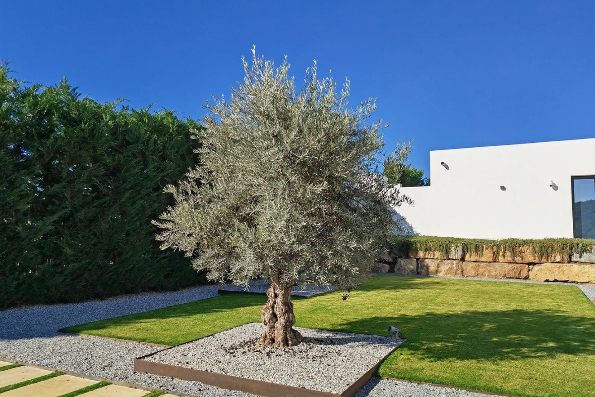 Resale - Villa - Benahavís - Benahavís Centro