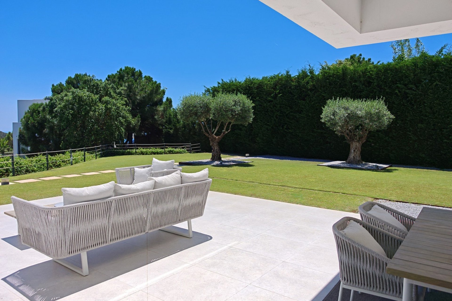 Resale - Villa - Benahavís - Benahavís Centro