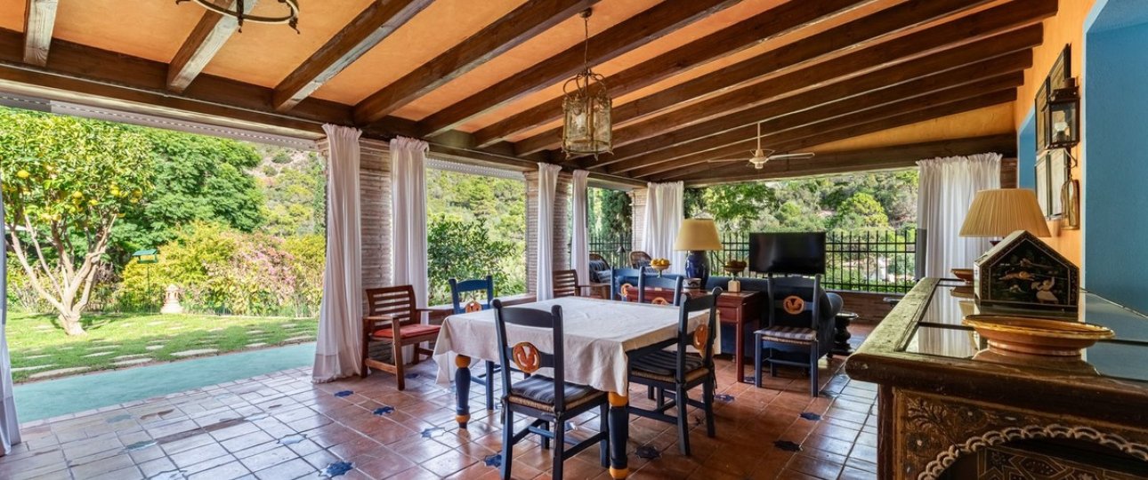 Resale - Villa - Benahavís - Benahavís Centro