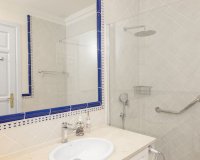 Resale - Villa - Benahavís - Benahavís Centro