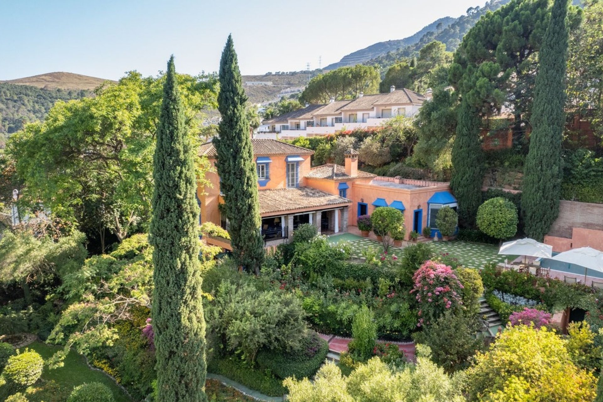 Resale - Villa - Benahavís - Benahavís Centro