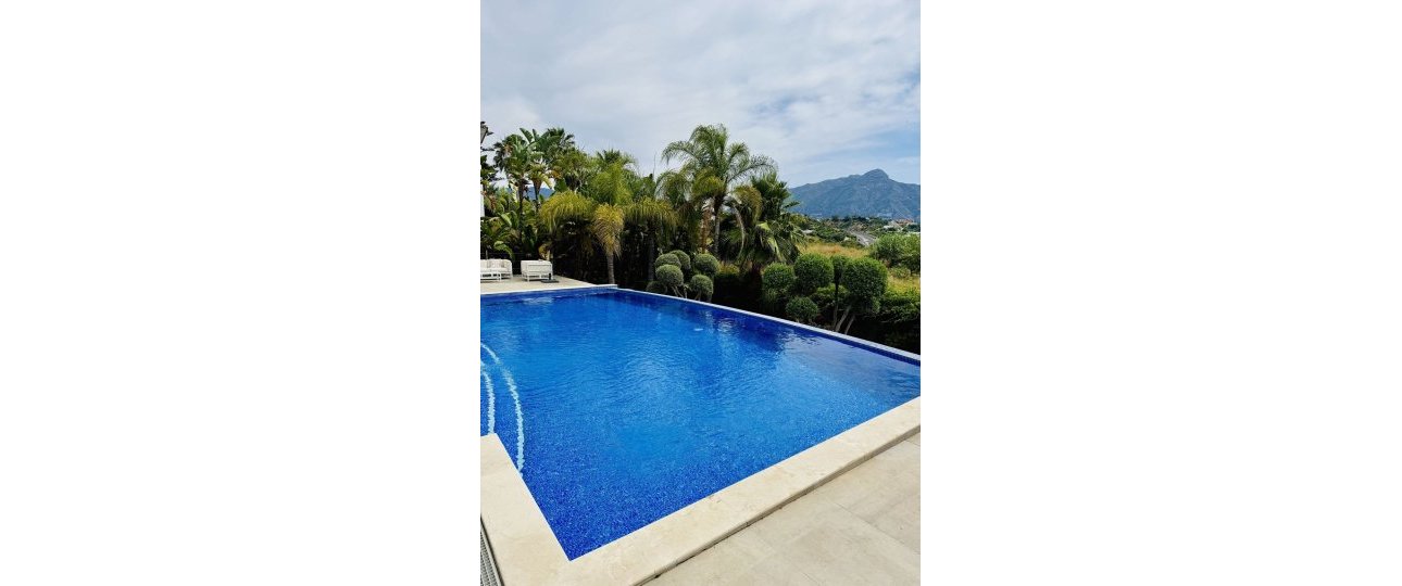 Resale - Villa - Benahavís - Benahavís Centro