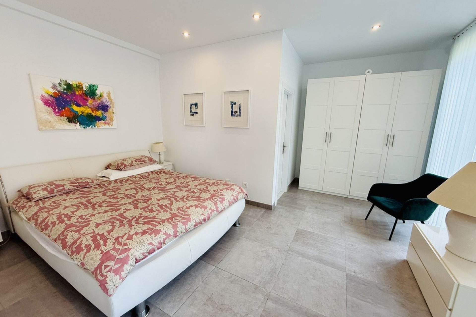 Resale - Villa - Benahavís - Benahavís Centro
