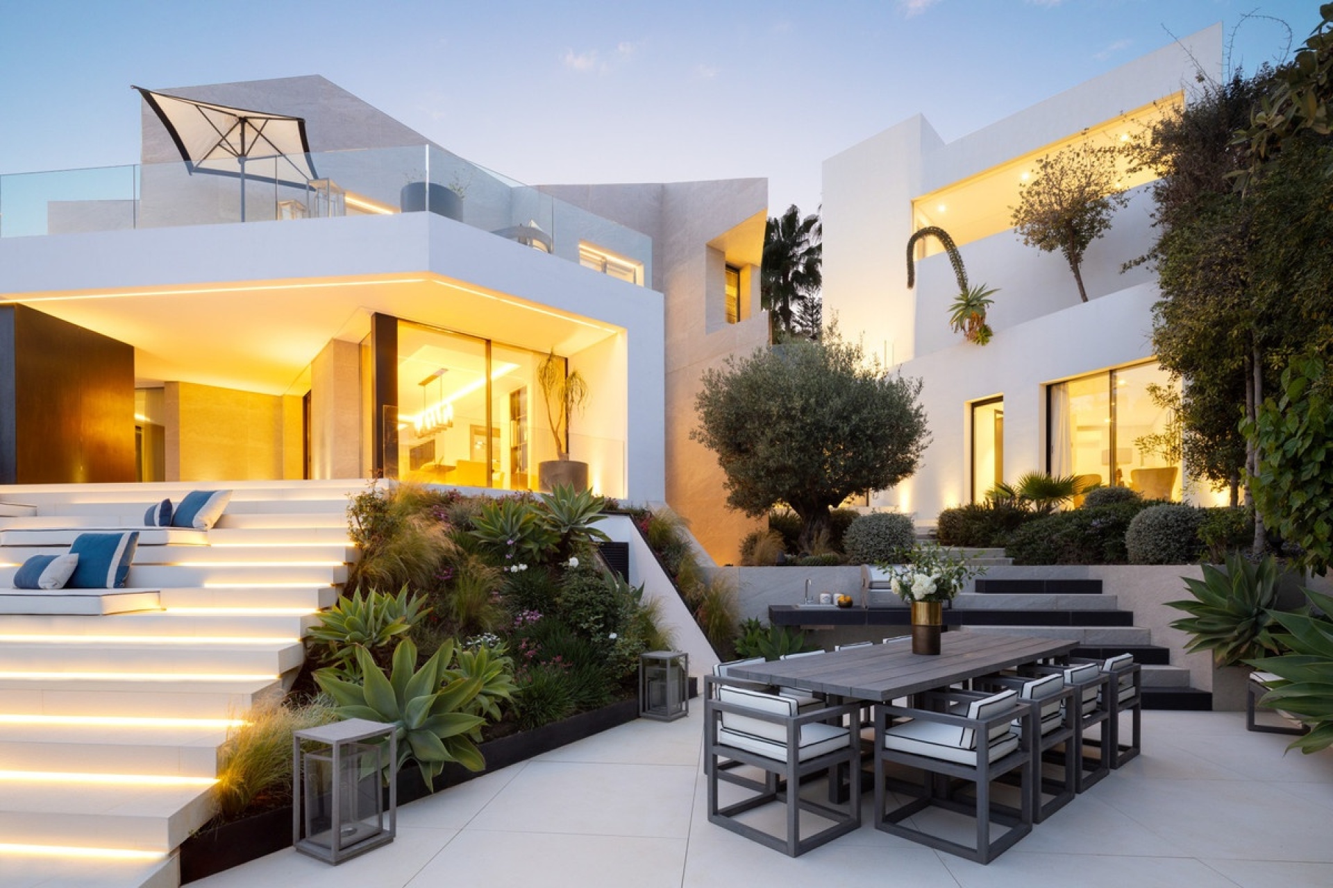 Resale - Villa - Benahavís - Benahavís Centro