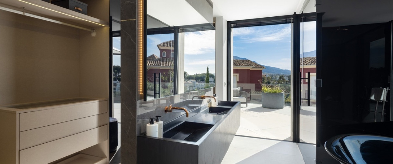 Resale - Villa - Benahavís - Benahavís Centro