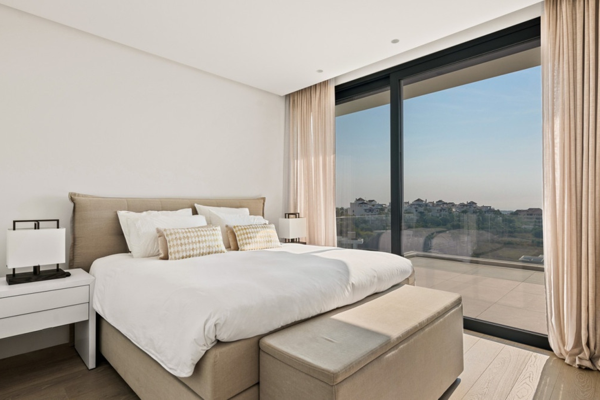 Resale - Villa - Benahavís - Benahavís Centro