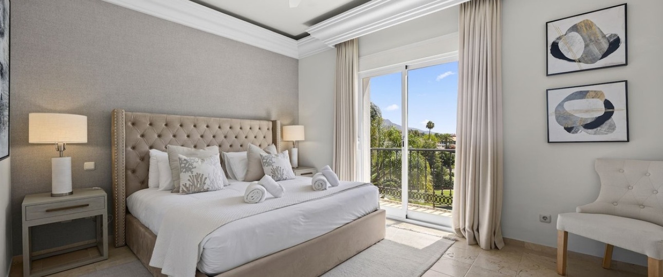 Resale - Villa - Benahavís - Benahavís Centro