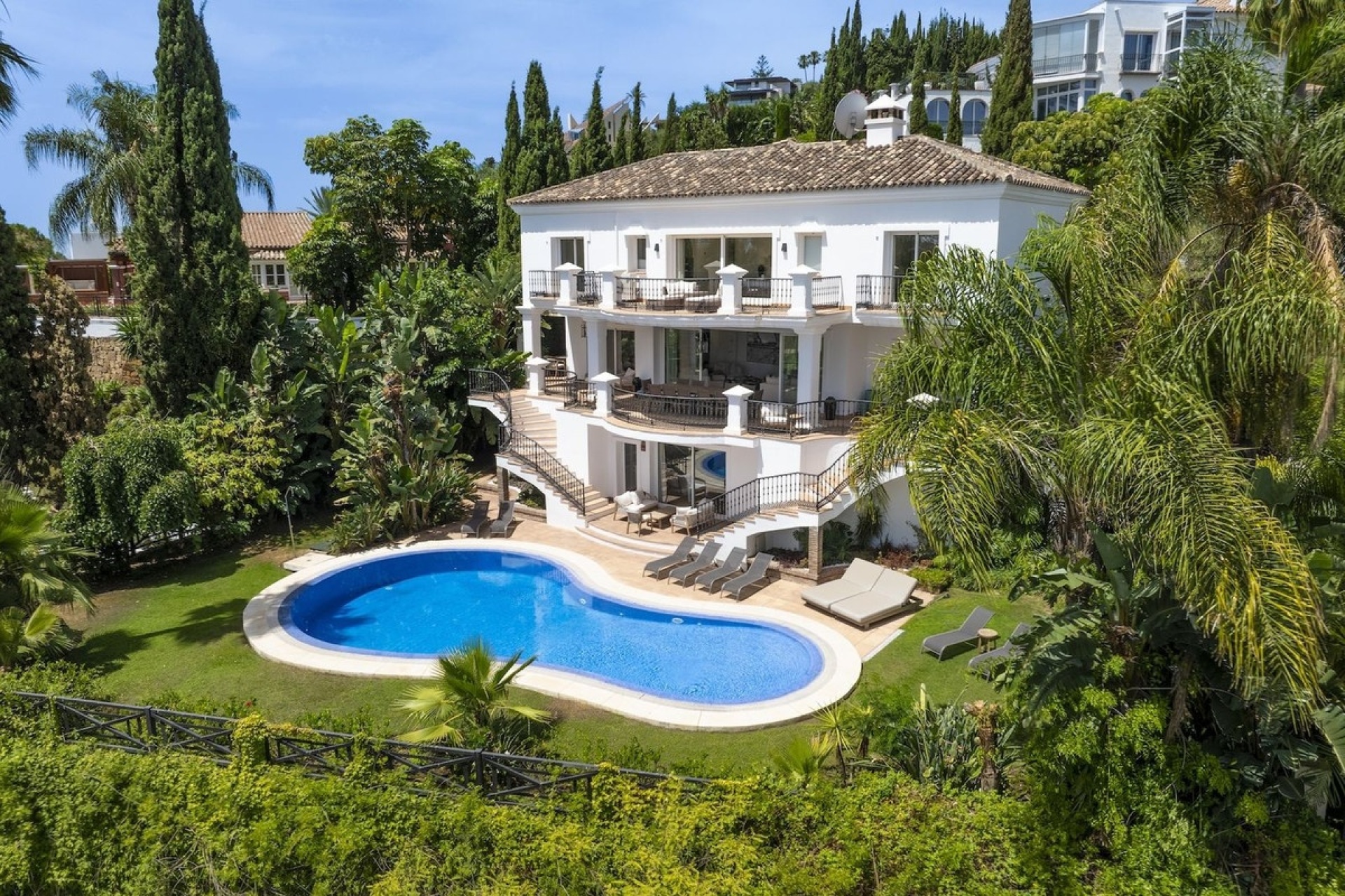Resale - Villa - Benahavís - Benahavís Centro