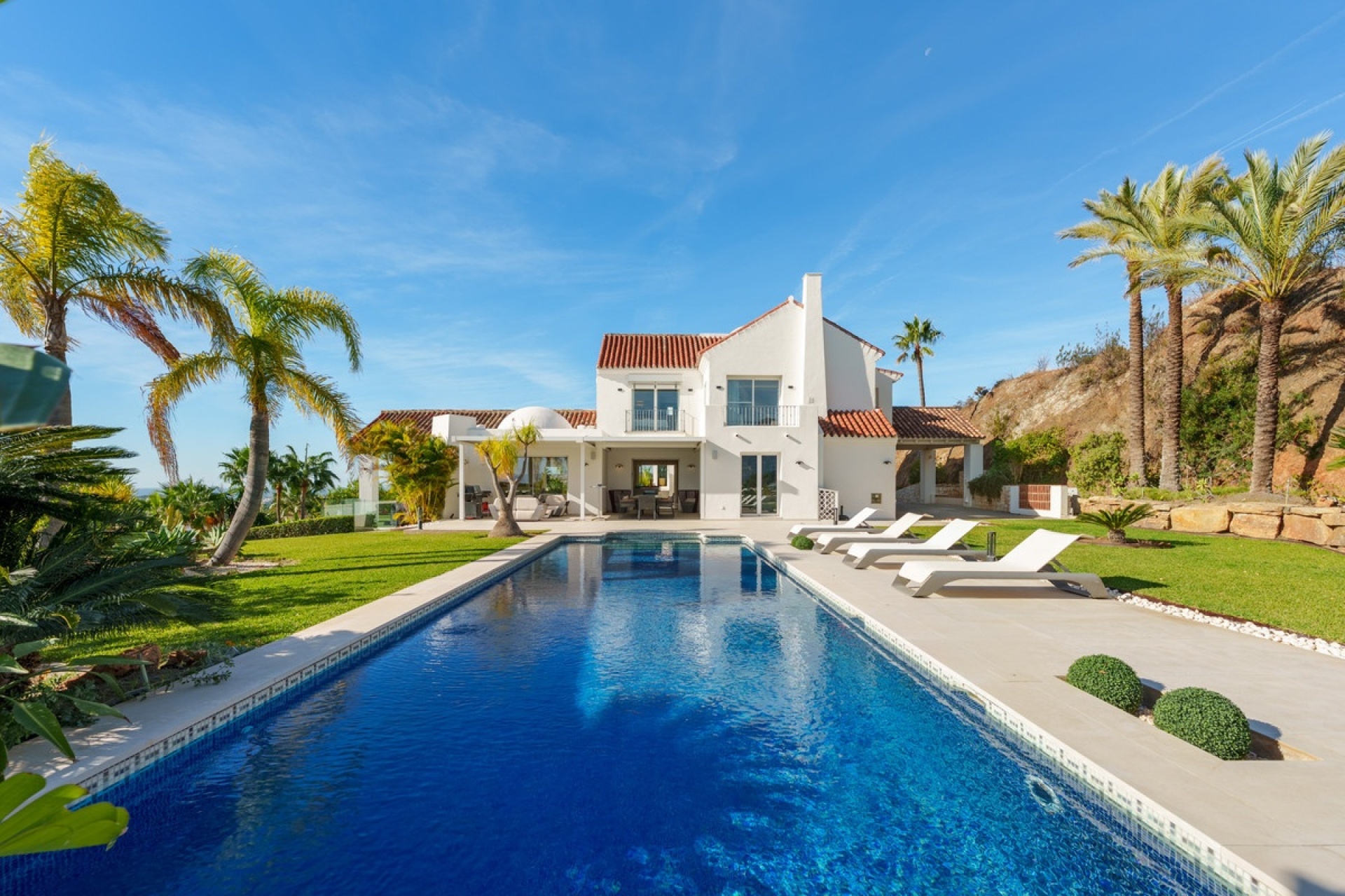 Resale - Villa - Benahavís - Benahavís Centro