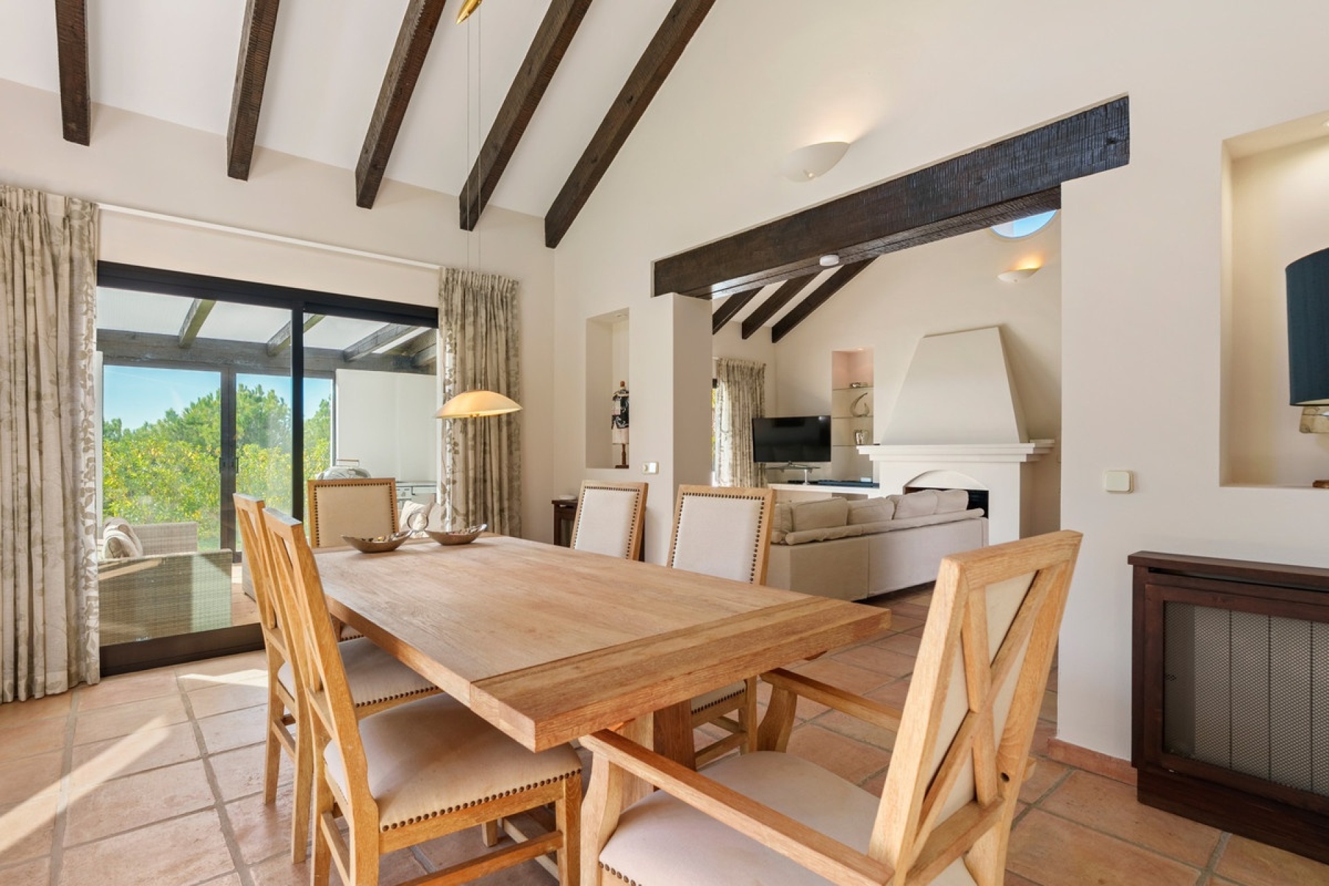 Resale - Villa - Benahavís - Benahavís Centro