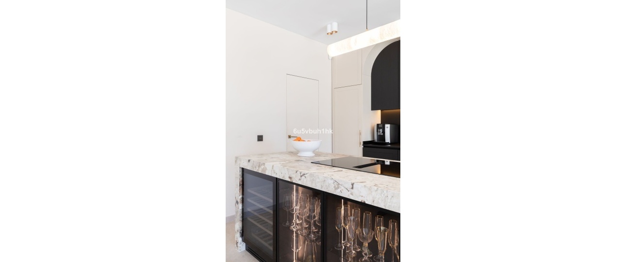 Resale - Villa - Benahavís - Benahavís Centro