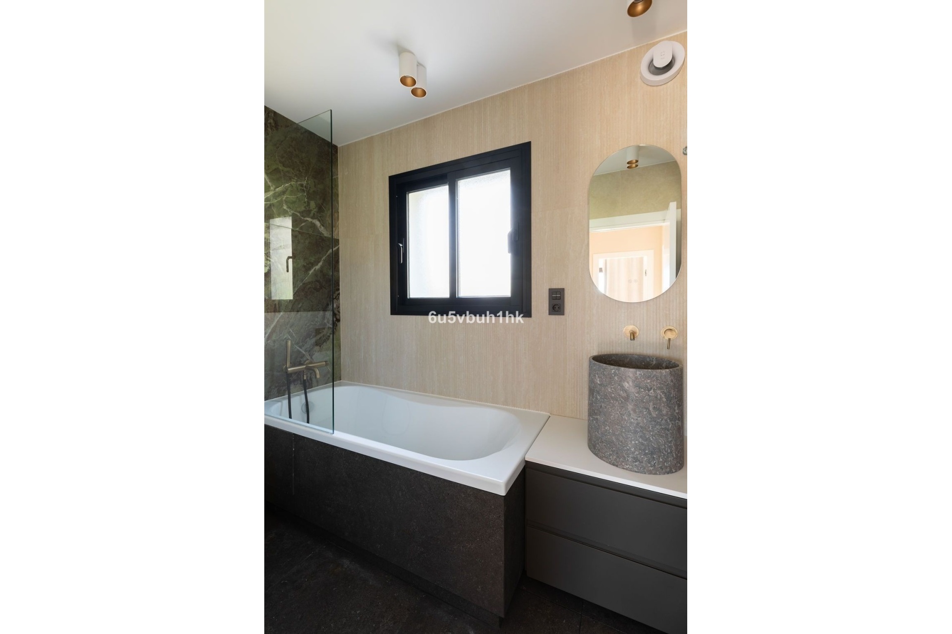 Resale - Villa - Benahavís - Benahavís Centro