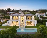 Resale - Villa - Benahavís - Benahavís Centro