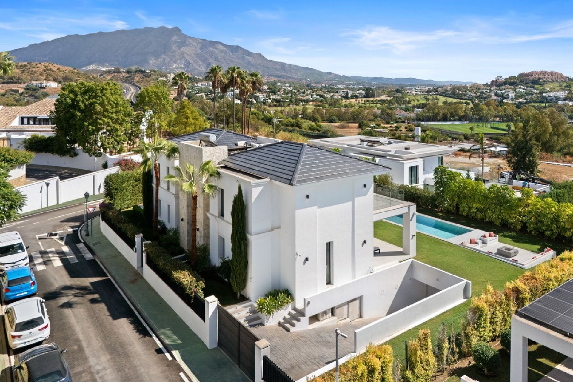 Resale - Villa - Benahavís - Benahavís Centro