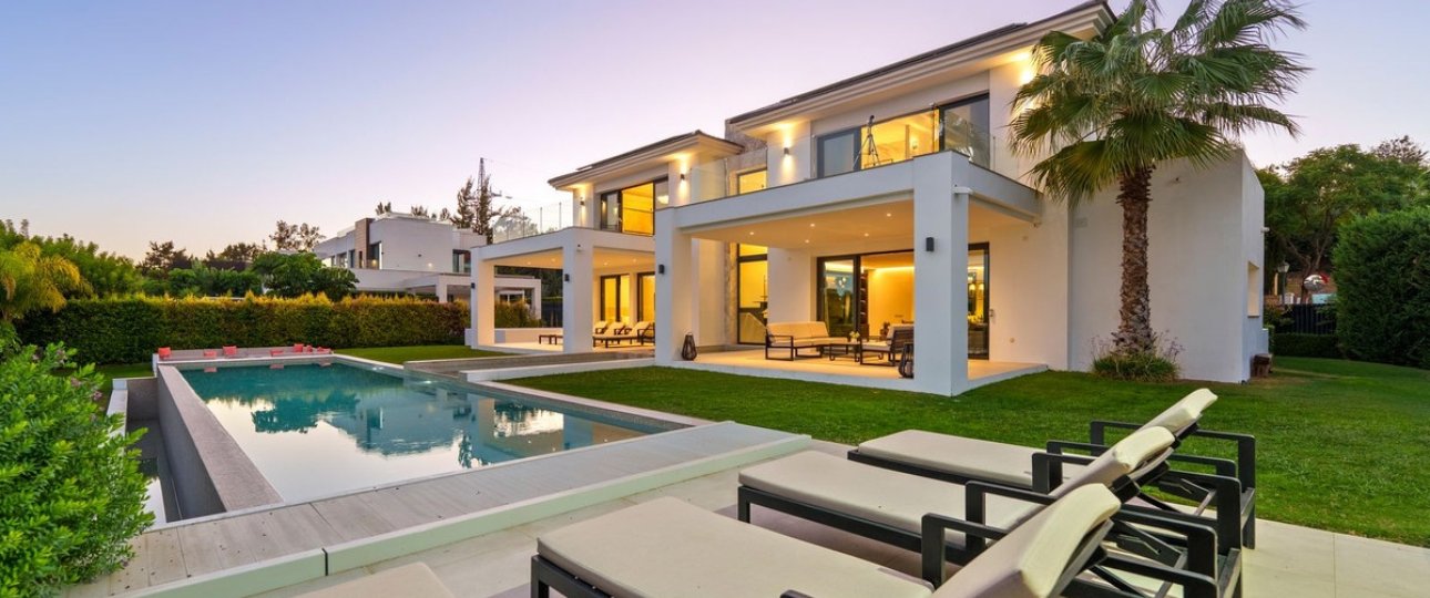 Resale - Villa - Benahavís - Benahavís Centro