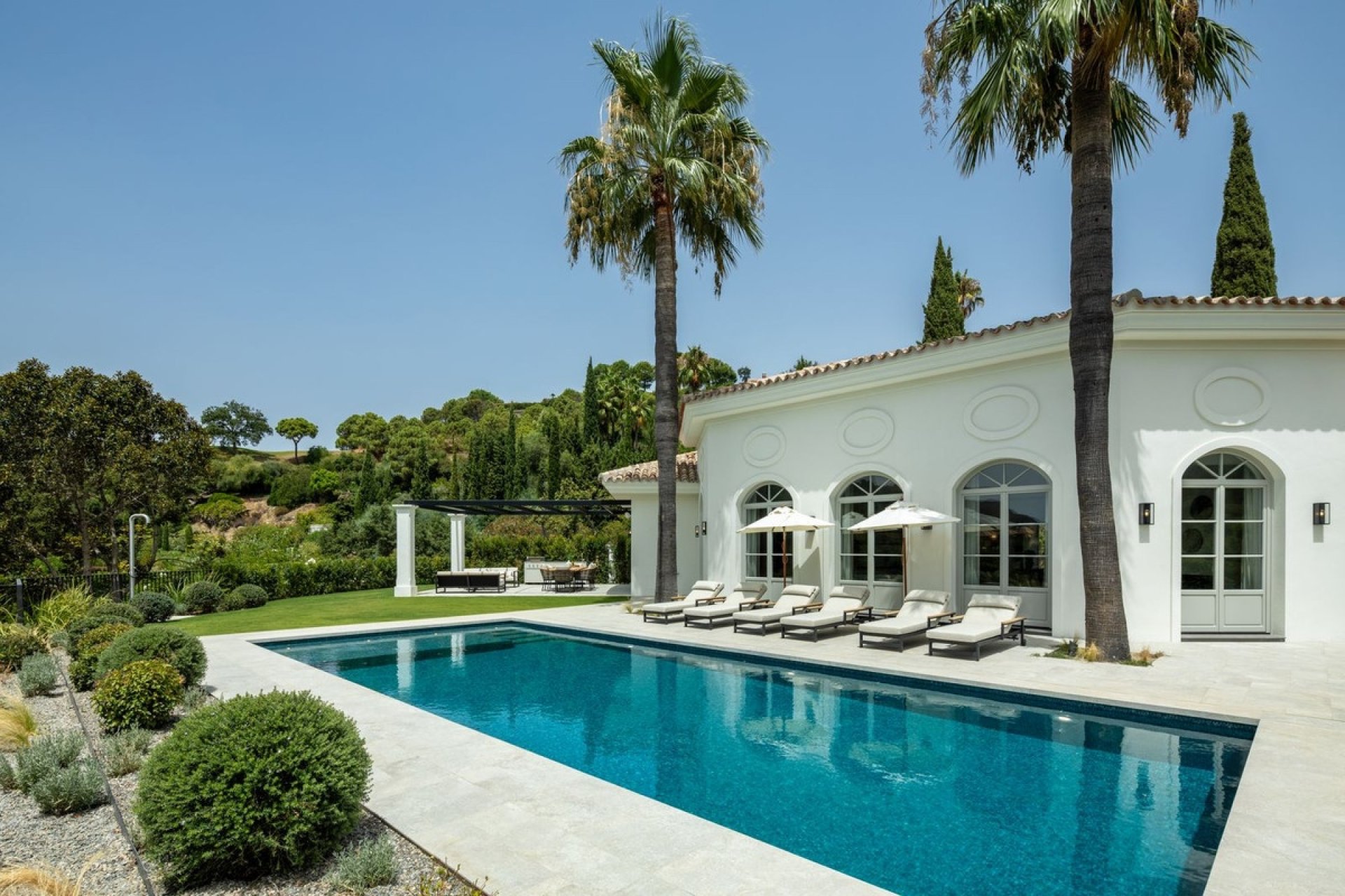 Resale - Villa - Benahavís - Benahavís Centro