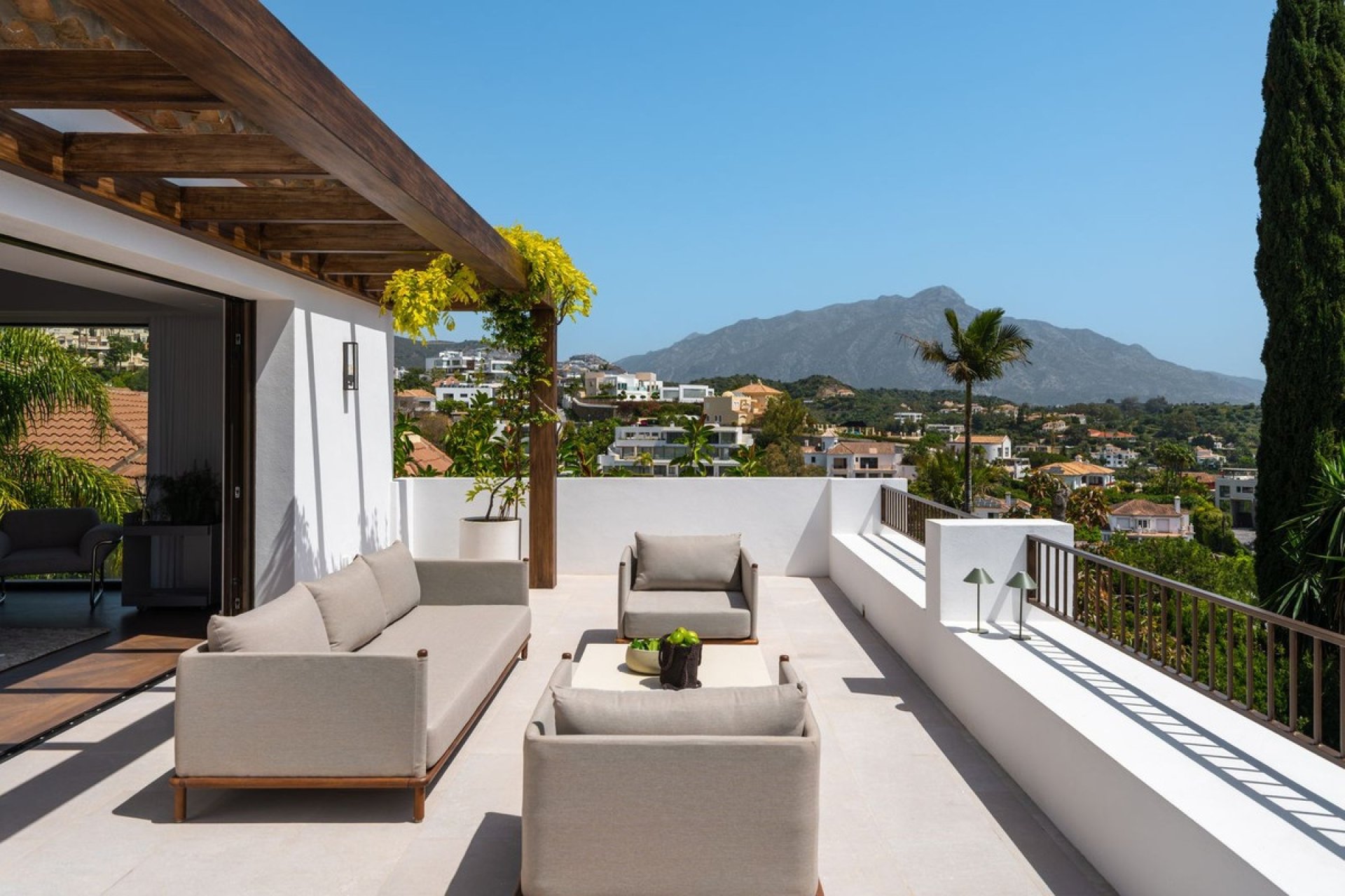 Resale - Villa - Benahavís - Benahavís Centro