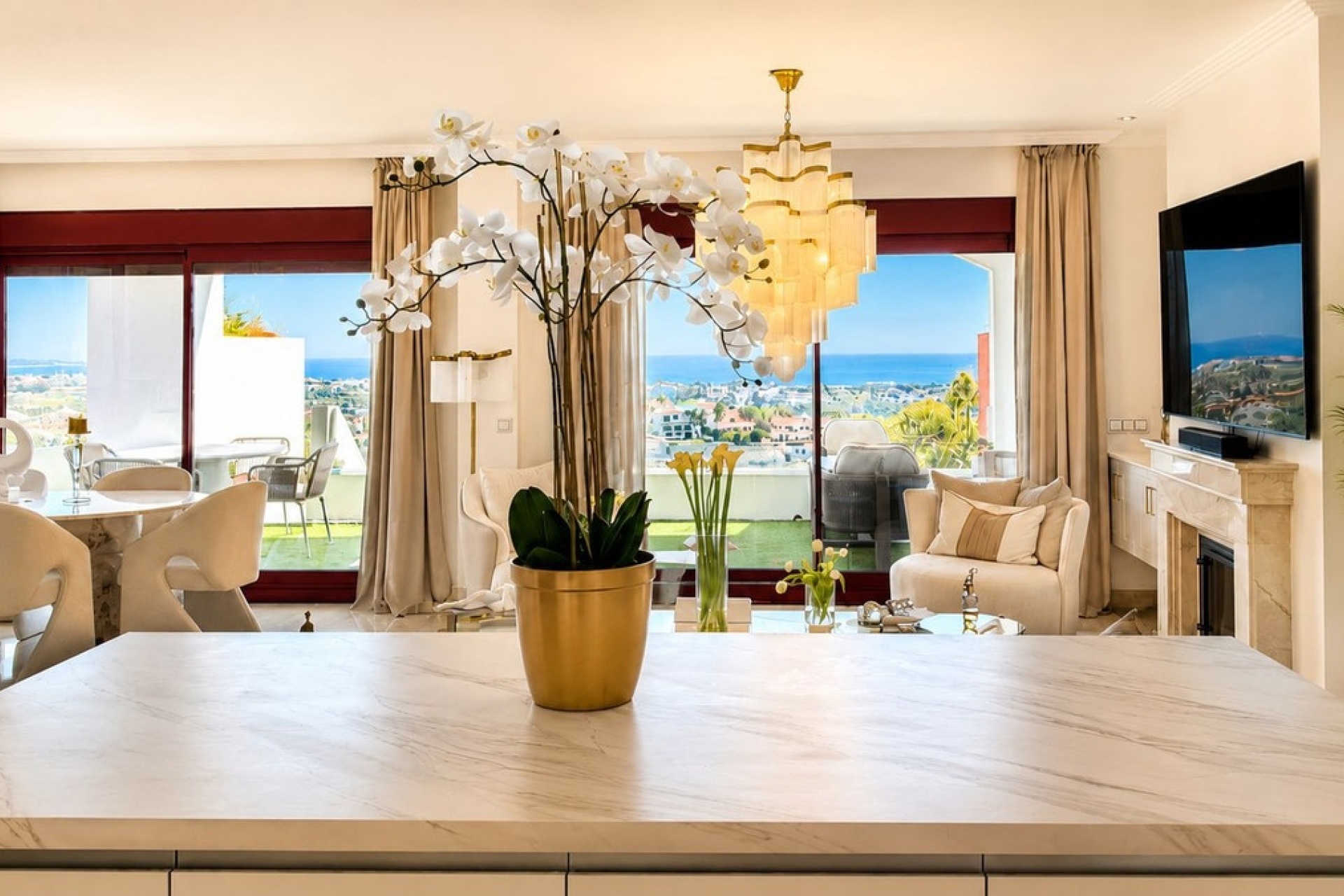 Resale - Villa - Benahavís - Benahavís Centro