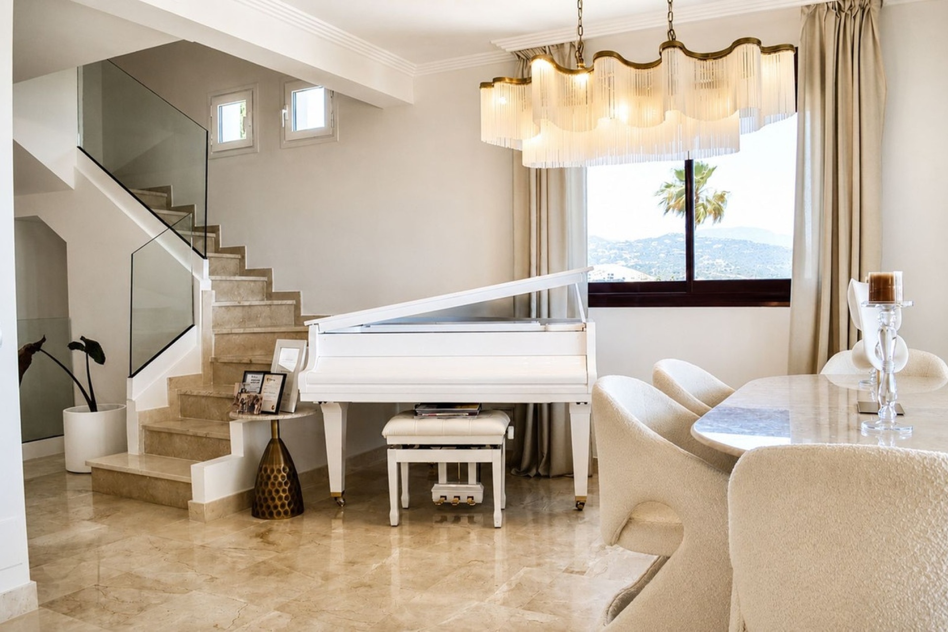 Resale - Villa - Benahavís - Benahavís Centro